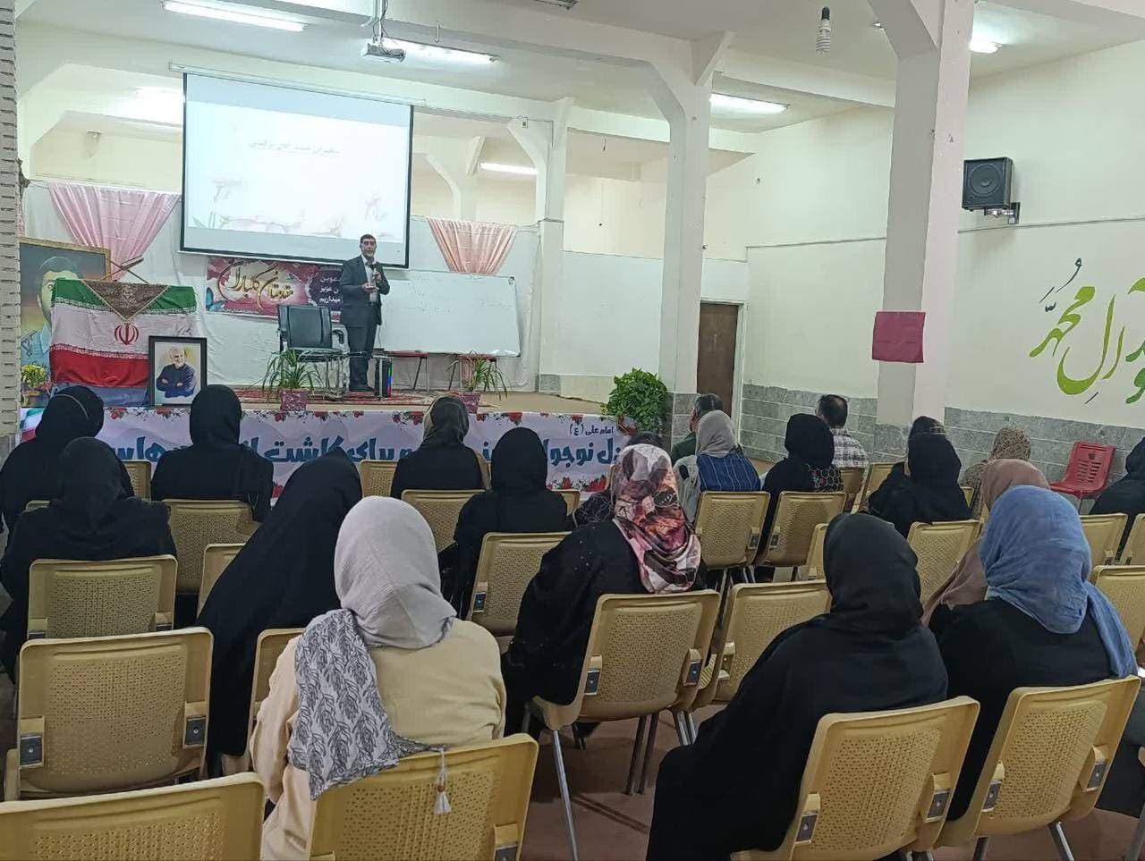 مجتمع تجلی دانش ایساتیس یزد